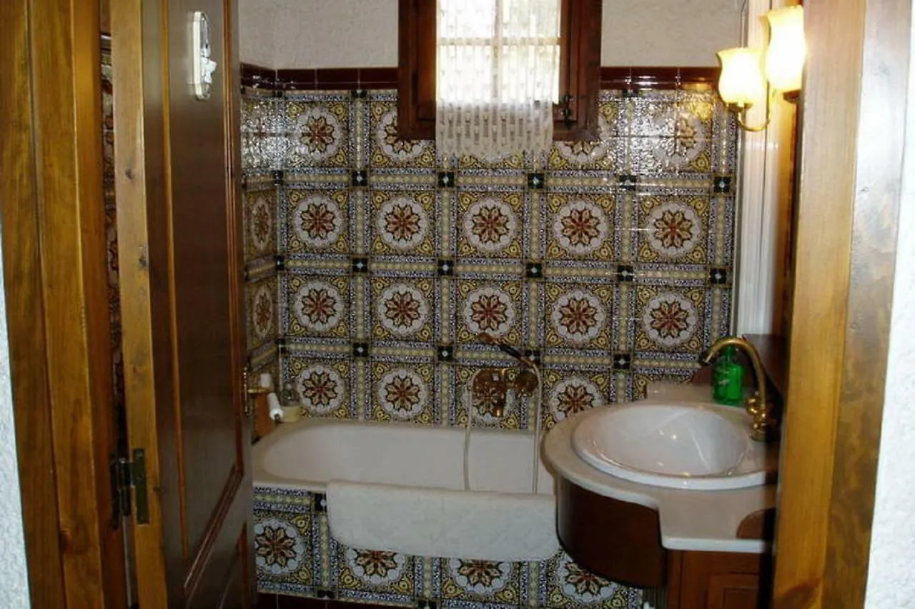 Casa Rural Eucaliptus 몬트페리 펜션